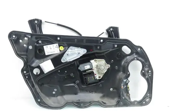 Volkswagen PASSAT B6 Front door window regulator with motor 3C1837755F 1K0959793G F005S00202
