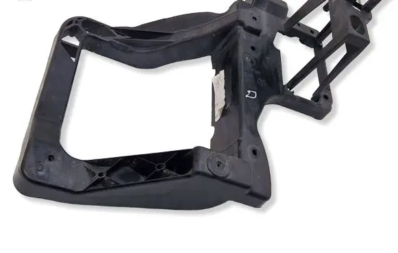Jeep Cherokee Headlight/headlamp mounting bracket 