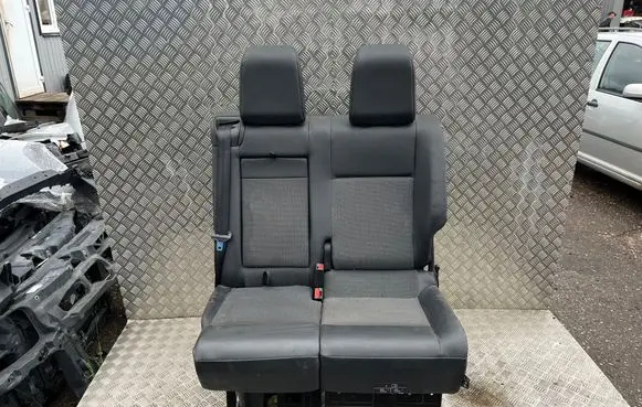 Opel Vivaro Front double seat