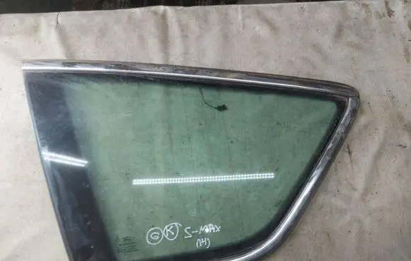 Ford S-MAX Rear side window 43R001582