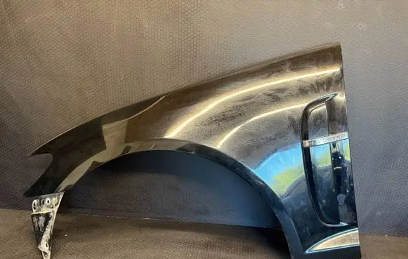 Jaguar XF X250 Fender