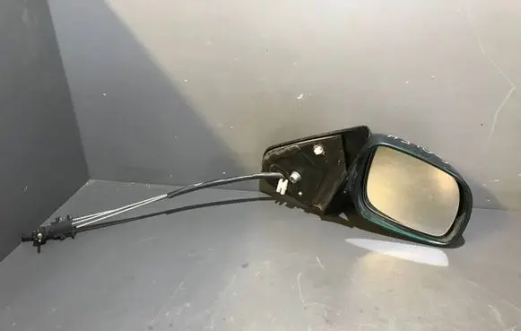 Volkswagen Golf IV Manual wing mirror E1010515