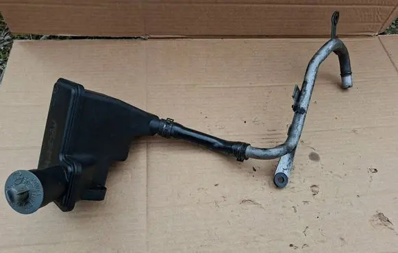 Volkswagen Phaeton Power steering fluid tank/reservoir 3D0422371E