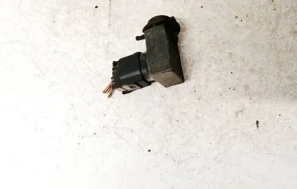 Air conditioning (A/C) pressure sensor