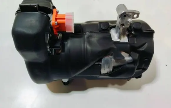 Tesla Model Y Air conditioning (A/C) compressor (pump) 1916726-00-C 191672600C 1916726