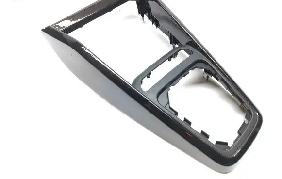 KIA Rio Gear shifter surround trim plastic 84655H8000