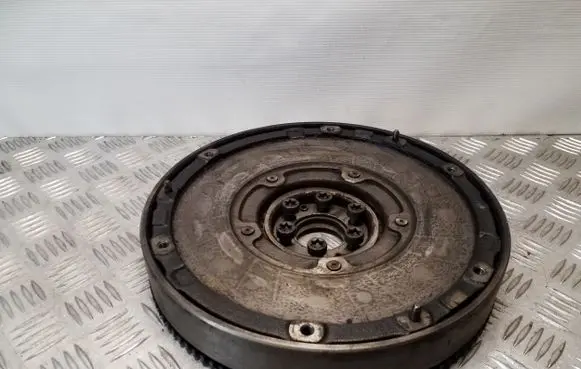 Volvo V40 Dual mass flywheel AV616477CF A012001600