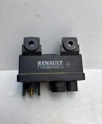 Volvo S40, V40 Glow plug pre-heat relay 7700867558C