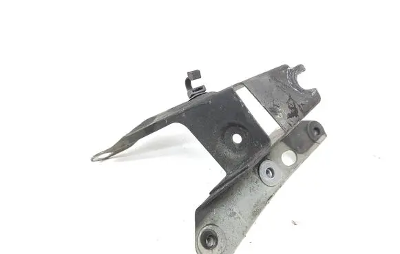 Audi A7 S7 4G Fender mounting bracket 4G8821135D DX53D7100MB0