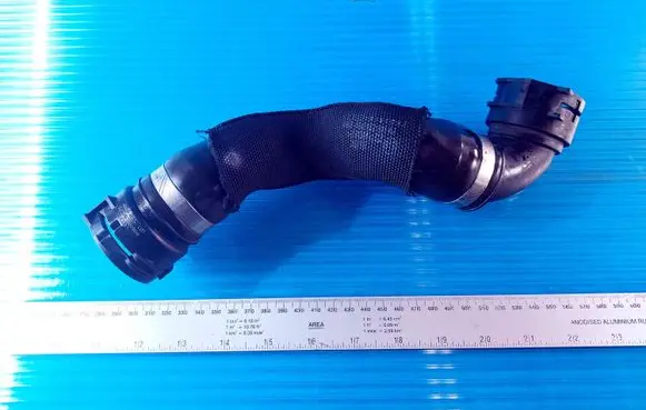Audi A6 S6 C7 4G Engine coolant pipe/hose 4G0122101A