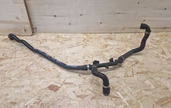 BMW 6 F12 F13 Engine coolant pipe/hose 7592649 7592640