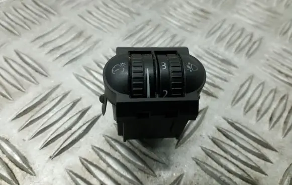 Volkswagen Golf V Headlight level height control switch 1K0941333D