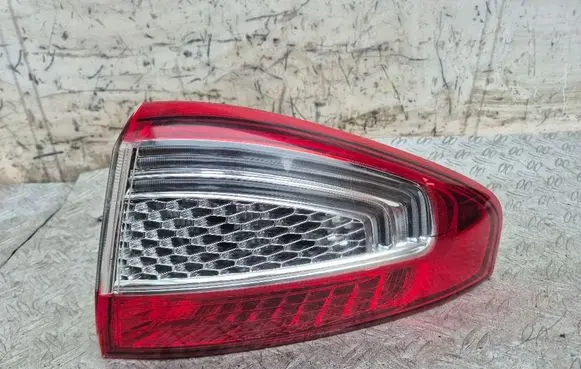 Ford Mondeo MK IV Rear/tail lights BS7113404A BS7113404C