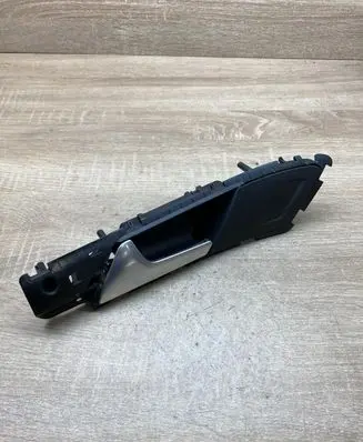 Volkswagen Golf VII Front door interior handle 5G2837113 491046001