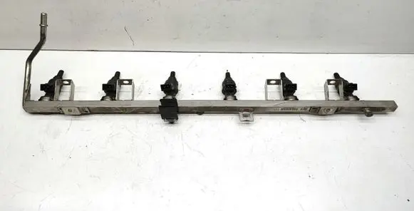BMW 5 E60 E61 Fuel injectors set 1438949 1427240