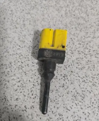 BMW 5 E34 Outside/exterior temperature sensor 8350187