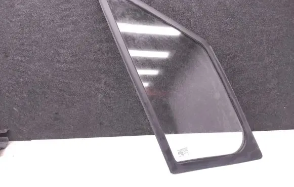 Mercedes-Benz Sprinter W906 Front vent window/glass (coupe) A9066711820