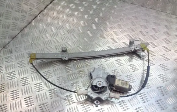 Nissan Almera N16 Front door window regulator with motor 400601