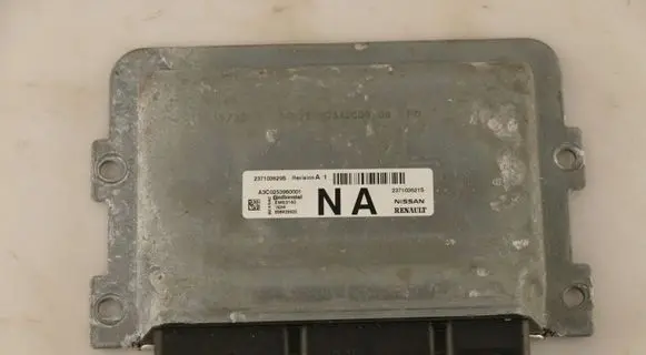 Dacia Sandero Engine control unit/module 237103629S