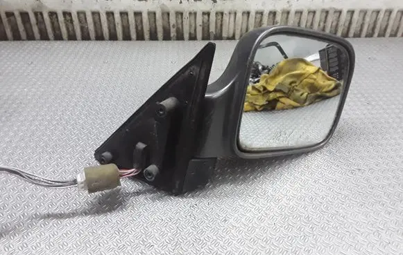 Opel Monterey Front door electric wing mirror E13010624
