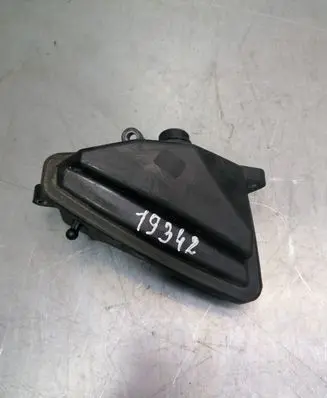 Mercedes-Benz E W211 Vacuum air tank A6421400087