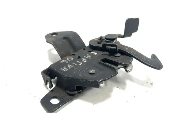 Chevrolet Captiva Engine bonnet/hood lock/catch