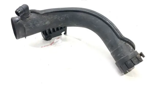 Air intake hose/pipe