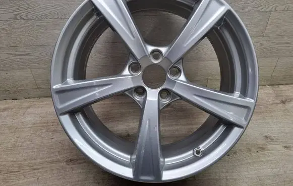 Volvo XC90 R18 alloy rim 31423515