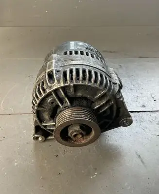 Audi A6 S6 C5 4B Generator/alternator 0123515012 046903015F