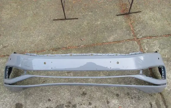Volkswagen PASSAT B8 Front bumper 3G0807221E