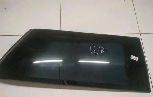 Mini One - Cooper R50 - 53 Rear side window as2