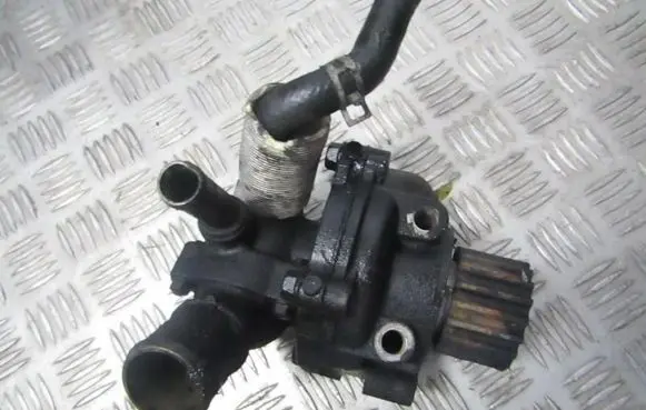 Mazda Premacy Engine coolant pipe/hose