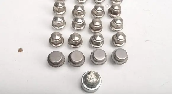 Ford Kuga II Nuts/bolts 