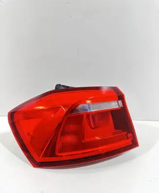 Rear/tail lights