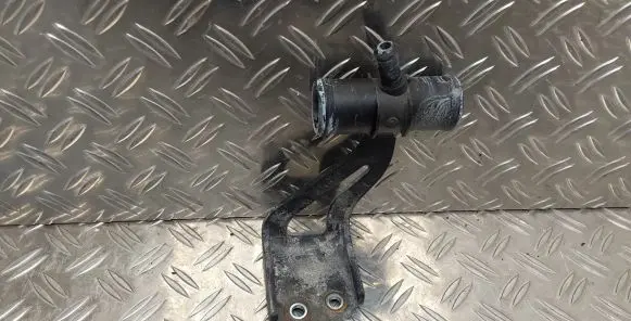 Toyota Avensis T270 Engine coolant pipe/hose 922735