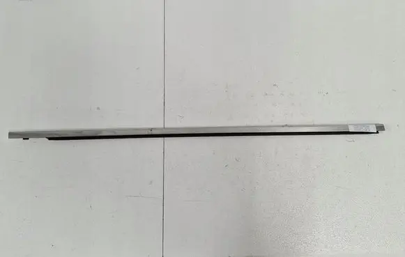 Infiniti M30 Front door trim (molding) 