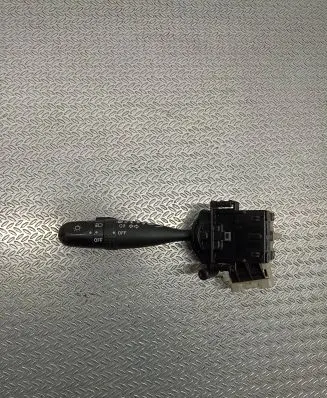Toyota Yaris Indicator stalk 173681