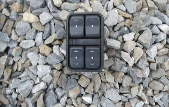 Opel Zafira A Electric window control switch