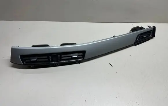 BMW X1 F48 F49 Dash center air vent grill 9292159 2202202117