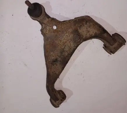 Toyota Hilux (AN10, AN20, AN30) Front control arm