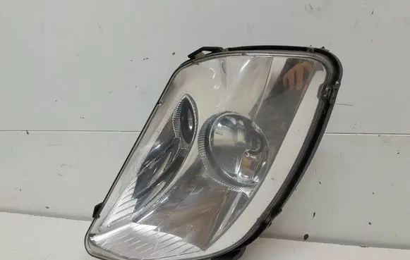 Peugeot 308 Front fog light 9680498680