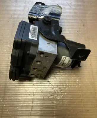 KIA Sorento ABS Pump 589102P970 BH6013H220