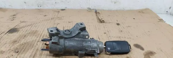 Volkswagen Sharan Ignition lock 4B0905851B