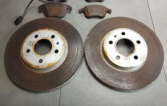 Audi A5 Sportback 8TA Front brake disc dust cover plate 8K0615301 110915