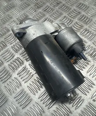 Mercedes-Benz SLK R172 Starter motor A6519062800 0001139065