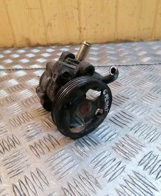 Mitsubishi Galant Power steering pump