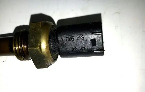 Sensor