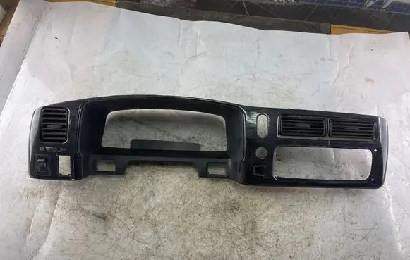 Dashboard trim