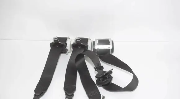 BMW 5 F10 F11 Front seatbelt 9164052 7285868 7285867
