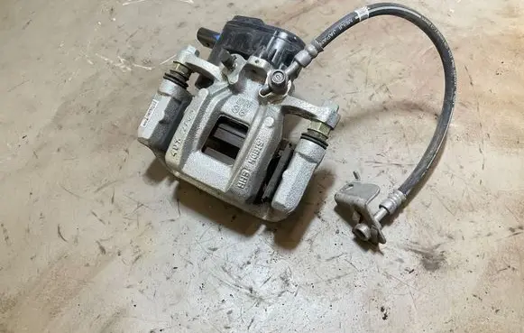 KIA Niro Rear brake caliper AT58237700 2405020083